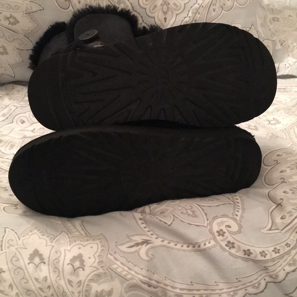 Bailey Button Ugg’s - image 3
